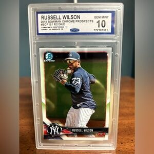 Russell Wilson 2018 Bowman Chrome Rookie Gem Mint 10